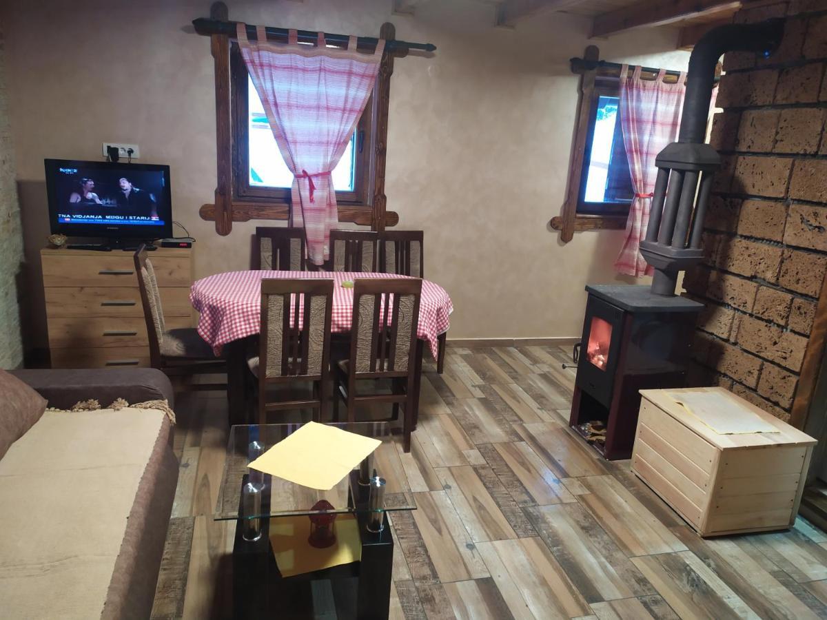 Vila Balerina Митровац Экстерьер фото